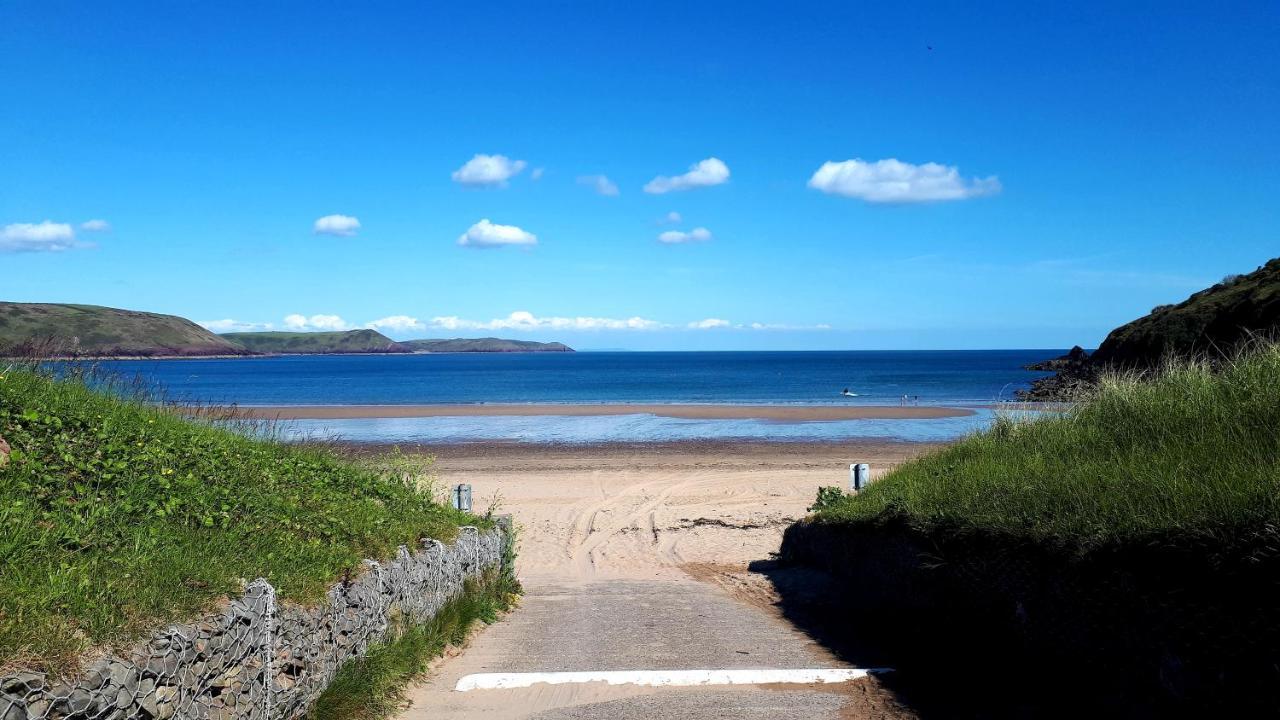 A Beach Holiday In Pembrokeshire 外观 照片